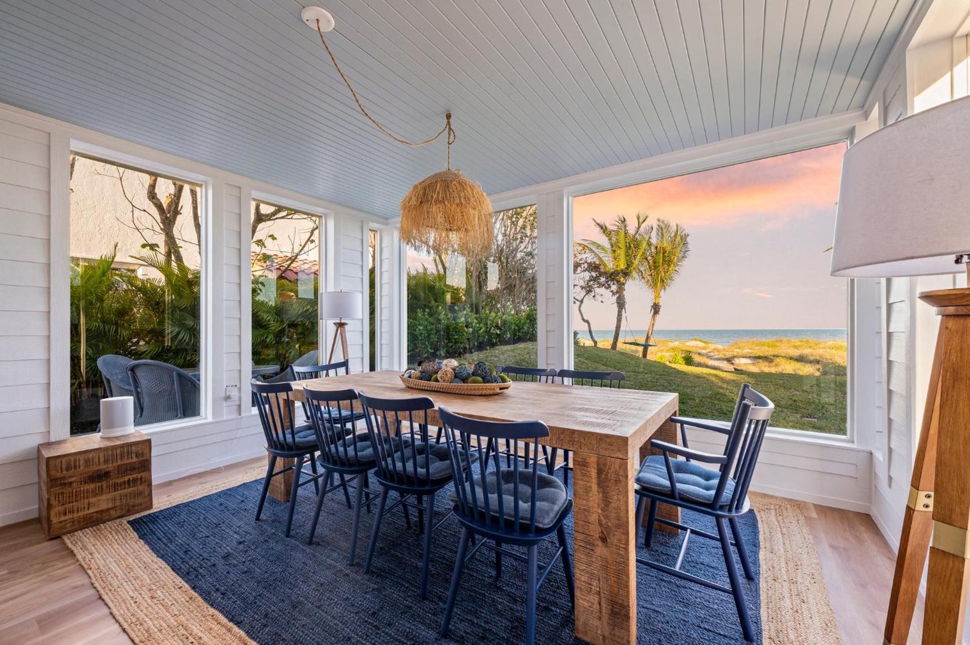Casa Solana Oceanfront Luxury 3 Master & Backyard Oasis *
