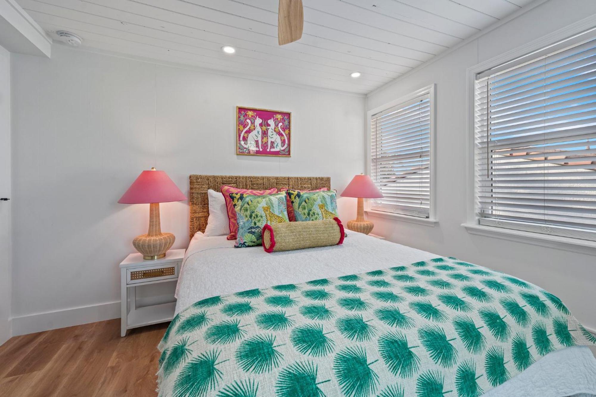 Casa Solana Oceanfront Luxury 3 Master & Backyard Oasis *